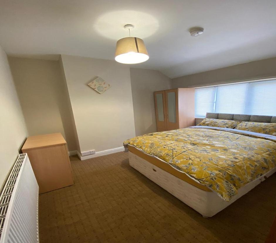 Birchfield Place Oldbury  Luaran gambar